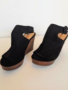 Torrid Platform Wedge Suede Sandals Black Woman's Size 8W